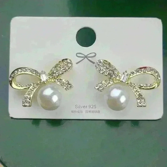 925 Sterling Silver Jewelry - 925 Sterling Silver pearl rhinestones earrings Gold-toned faux pearl